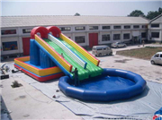 Attractive Inflatable Water Slide with Pool